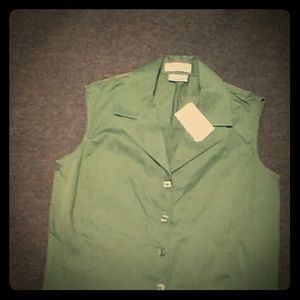 Sleeveless button down shirt